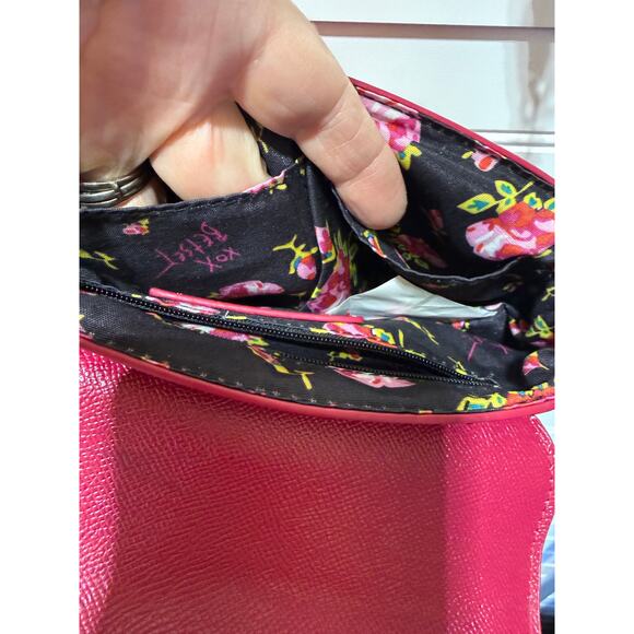 Betsey Johnson Mimi Saddle Crossbody Bag Floral Sides & Lining - Picture 11 of 15